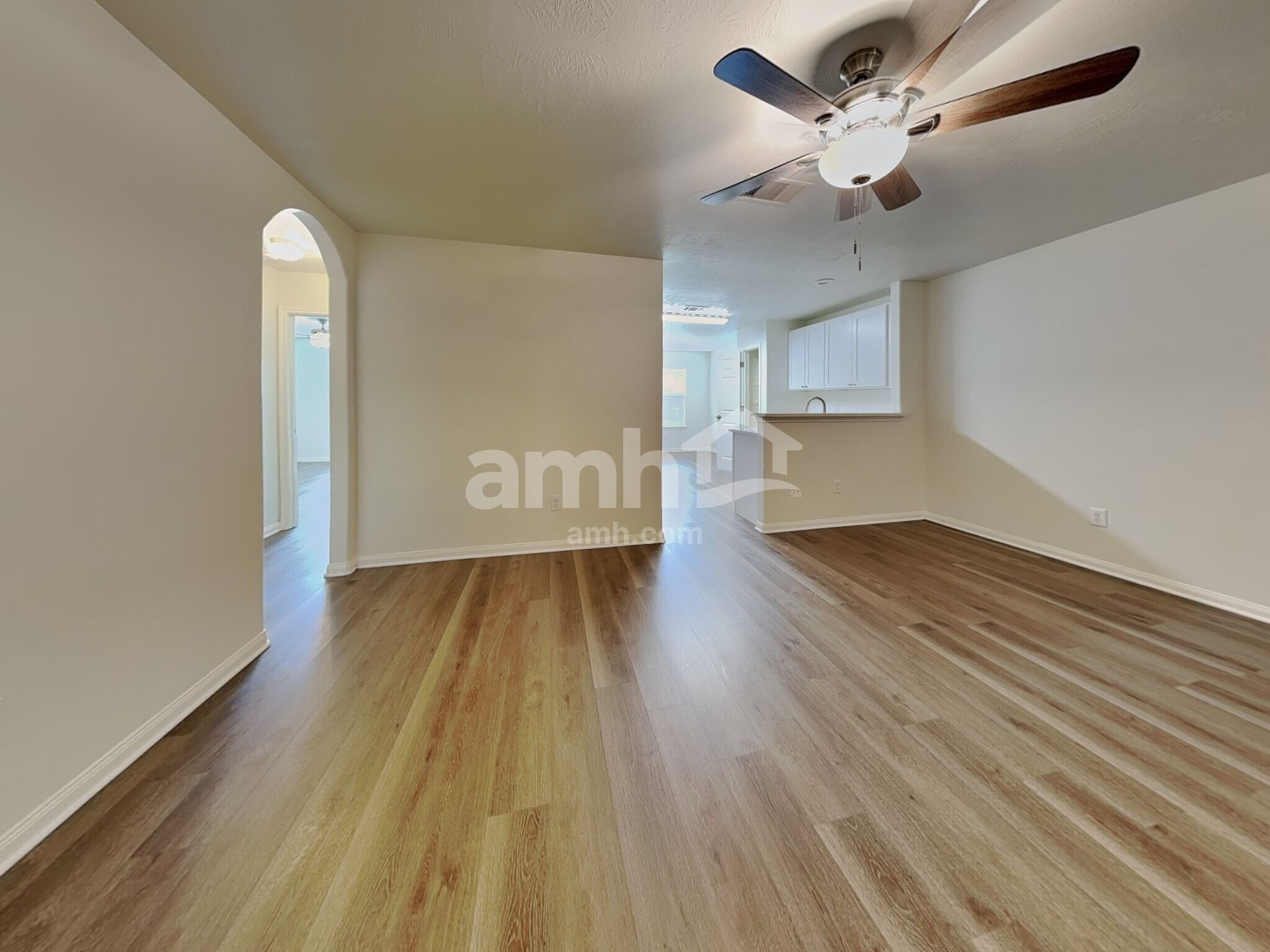 Building Photo - 910 Redcrest Springs Ct