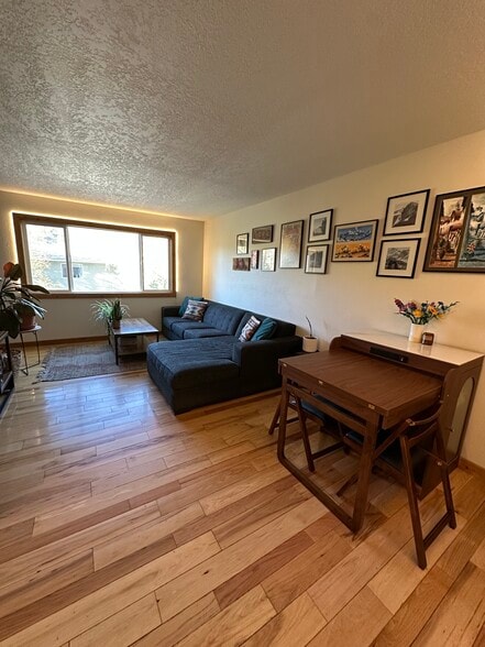 Building Photo - 2921 Richard Dr