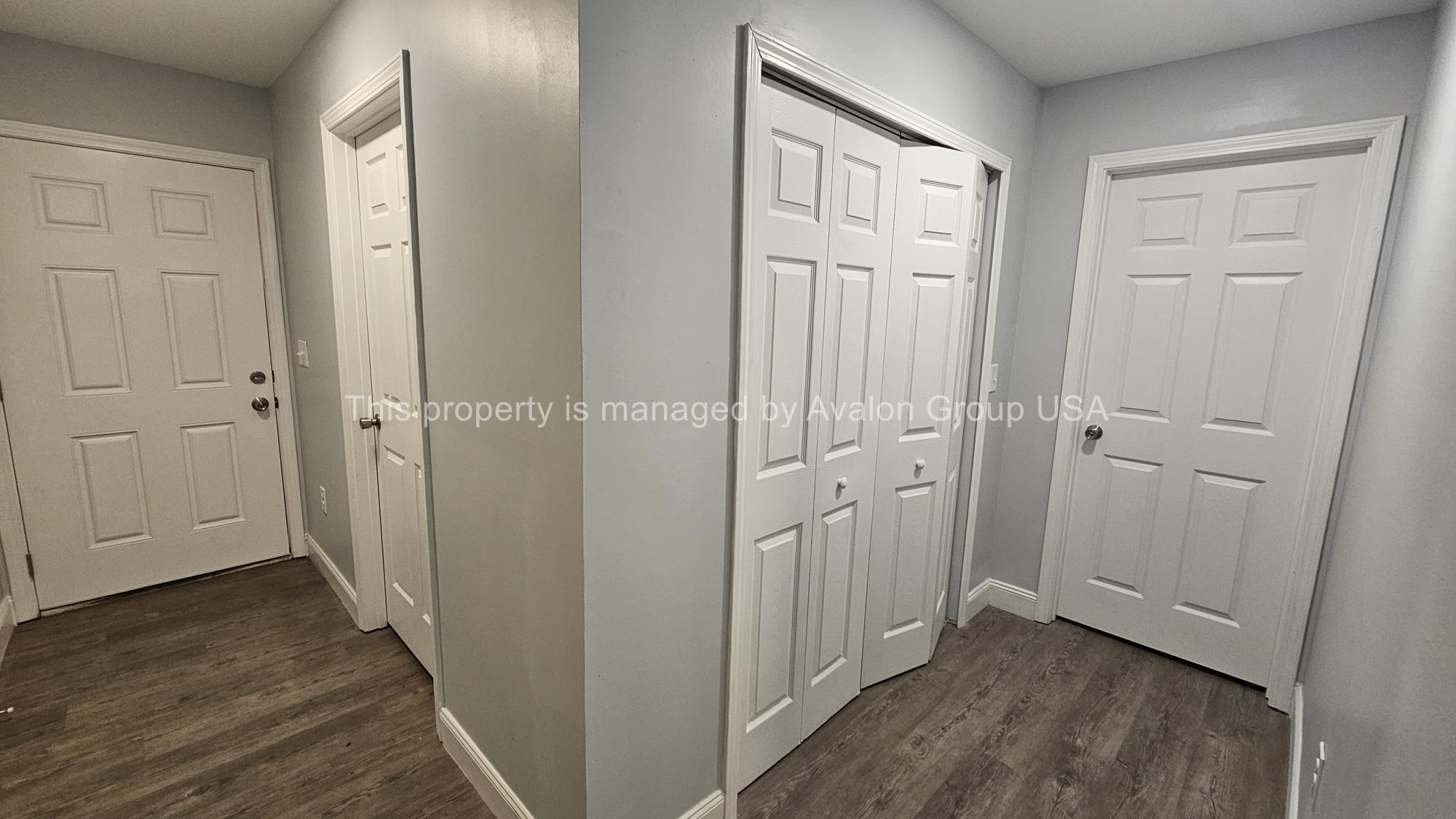 Building Photo - 1978 Solomon St