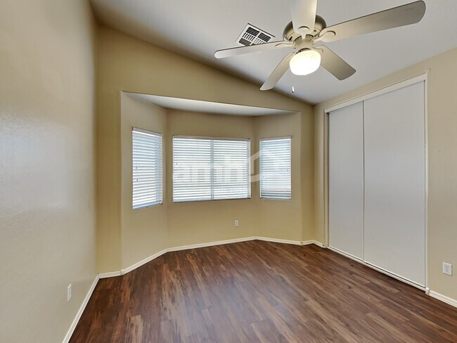 Building Photo - 12724 W Flores Dr