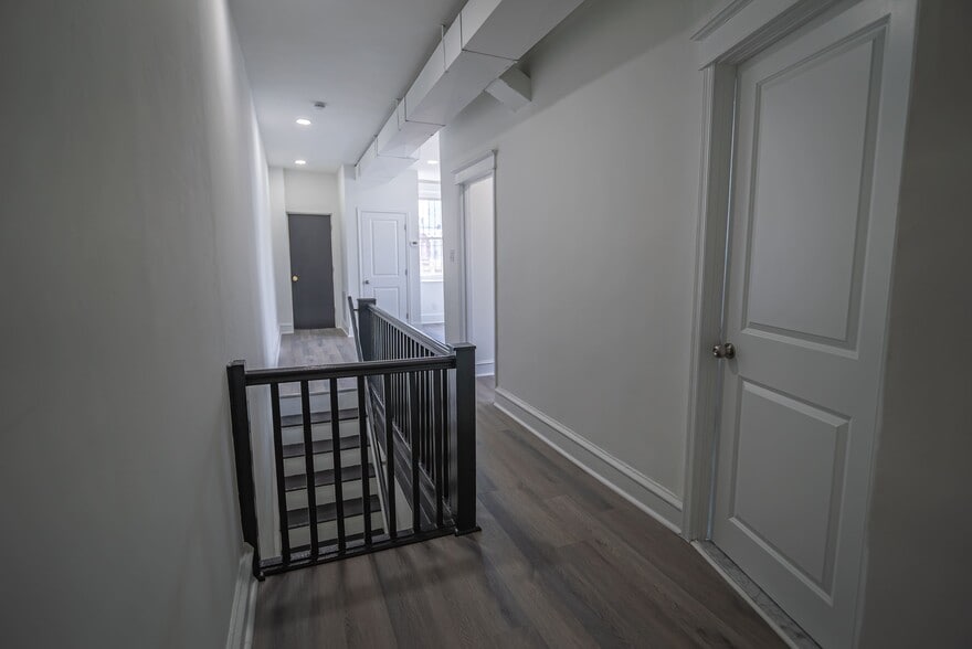 Building Photo - 2410 Wharton St