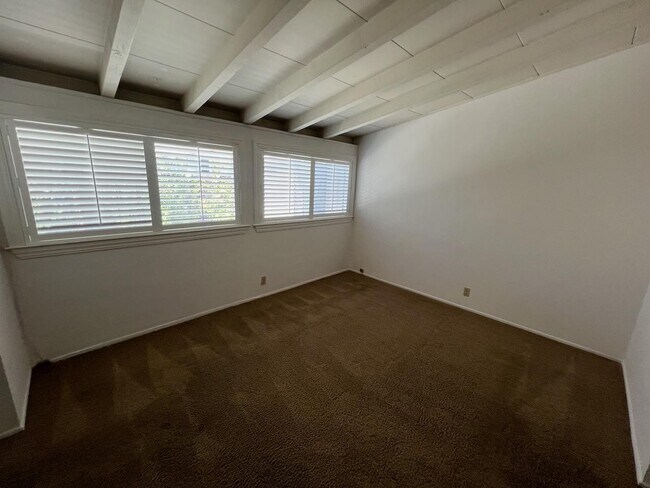 Building Photo - 1208 Tucson Ave