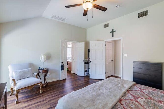 Building Photo - 213 Chandler Crossing Trail