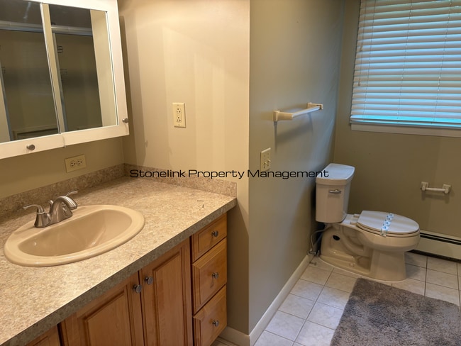 Building Photo - Beautiful Single Family Home For Rent in W...