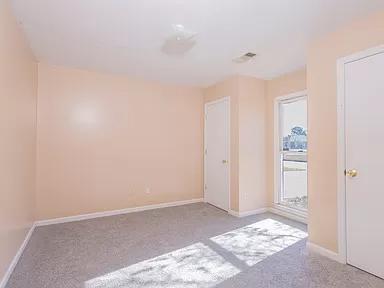 Building Photo - 5873 Laurel Oak Dr