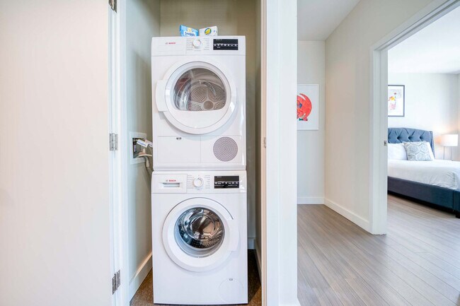 Building Photo - 57-59-59 Belvidere St