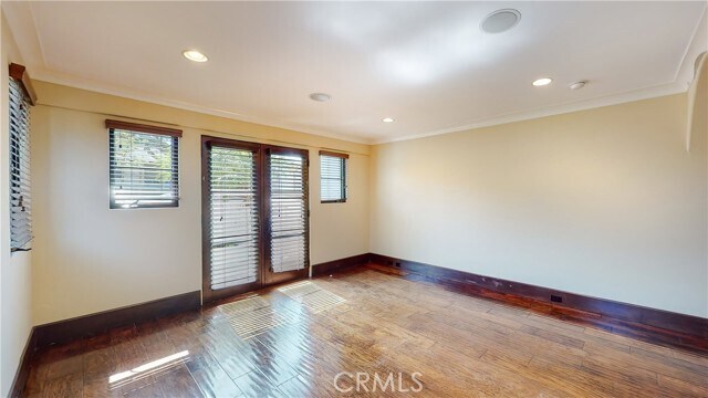 Building Photo - 227 Pso De Granada