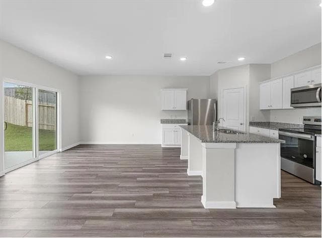 Building Photo - 2012 Prairie Ln