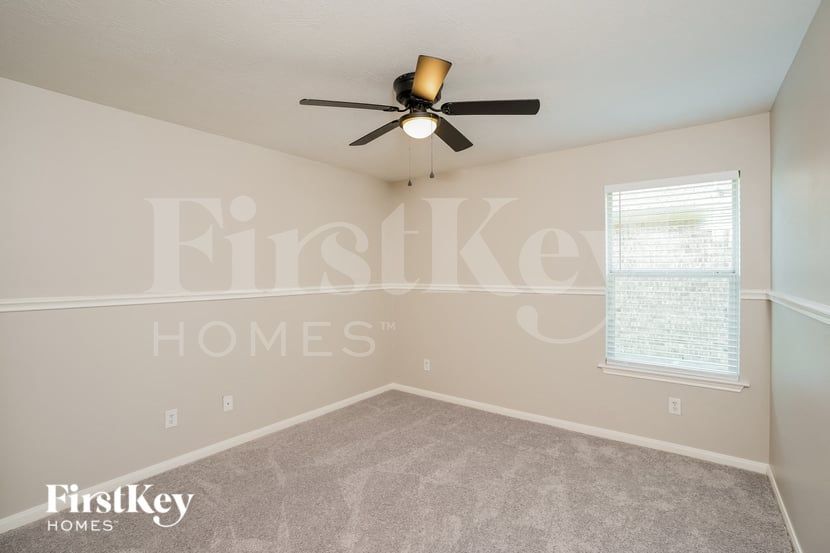 Building Photo - 3310 Rainport Cir