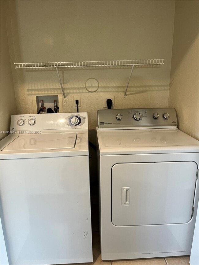 Building Photo - 2083 SW 87th Terrace