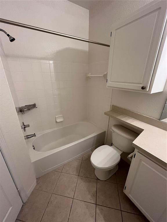 Building Photo - 1100 Lake Shadow Cir