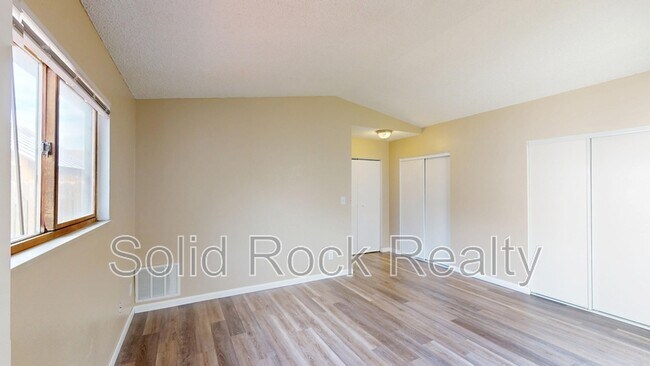 Building Photo - 705 San Gabriel Pl