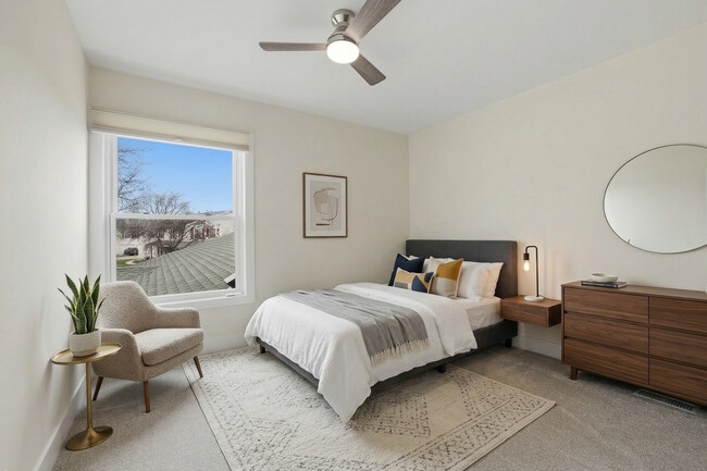 Building Photo - 763 Wellington Ave