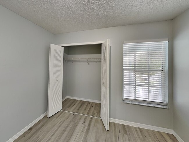 Building Photo - 2020 Royal Bay Blvd