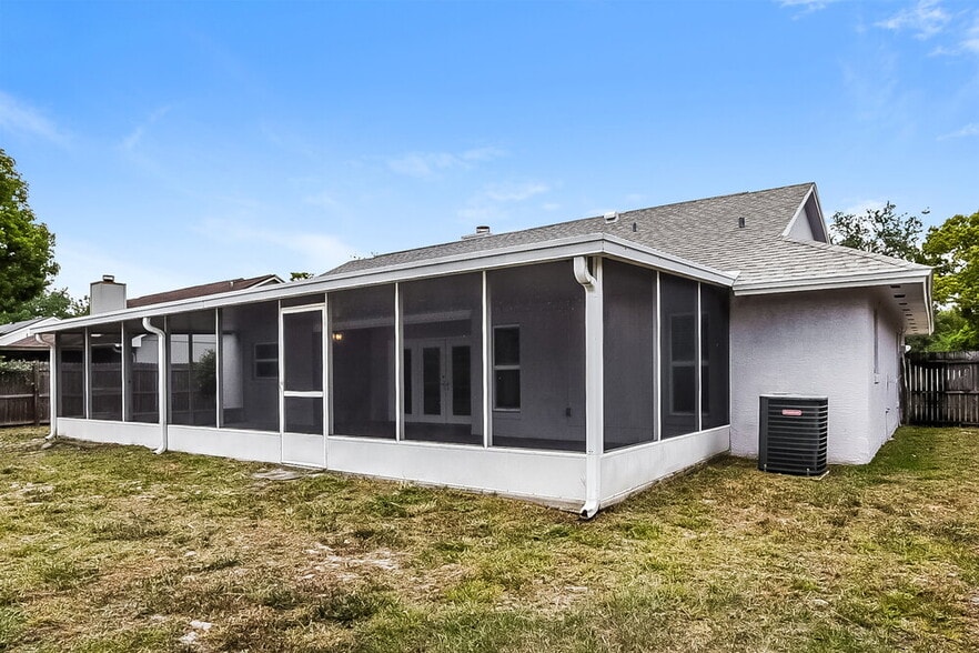 Building Photo - 1029 Beckstrom Dr