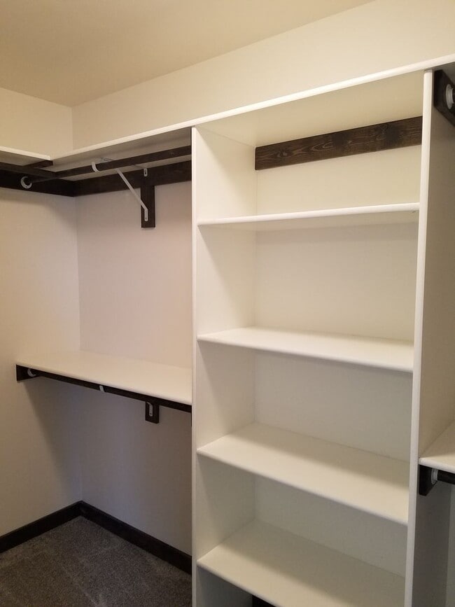 Building Photo - 1512 Butler Creek Ave