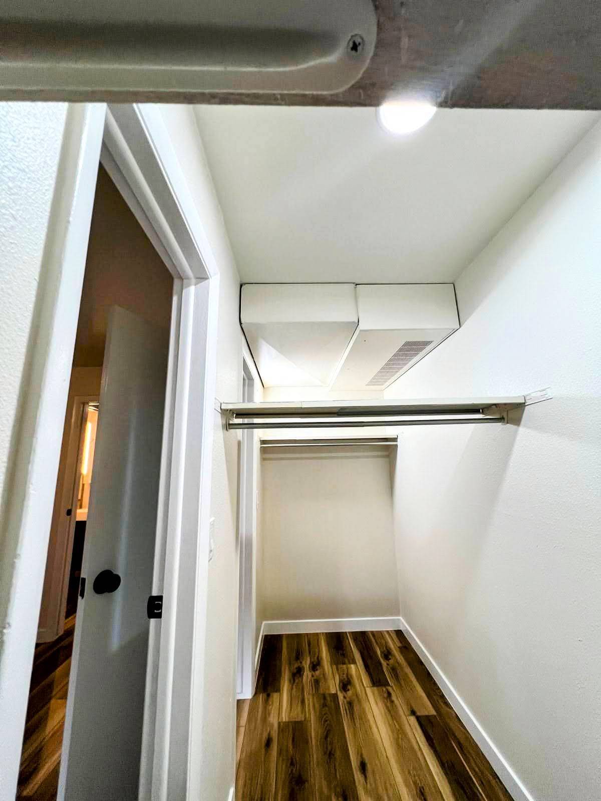 Walk-in Closet - 3393 Madison Ave
