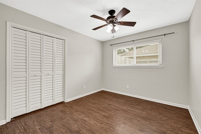 Building Photo - 501 S Travis