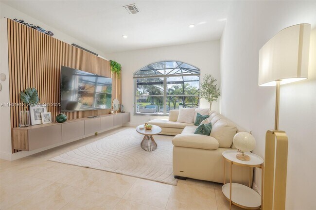 Building Photo - 18004 SW 20th St