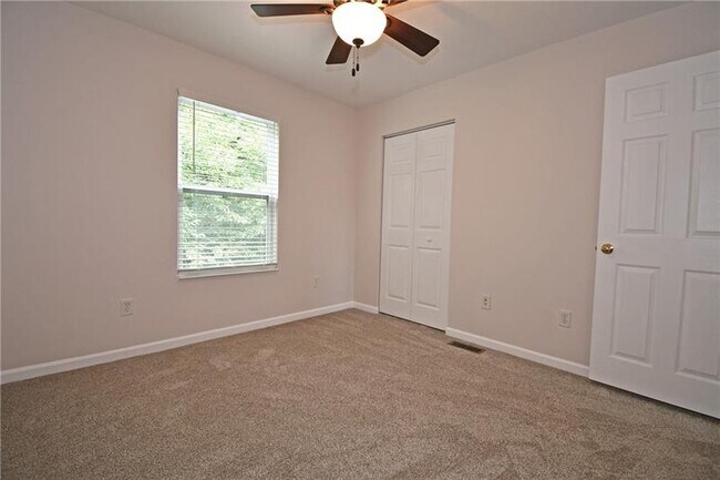 Building Photo - 2291 Flint Dr