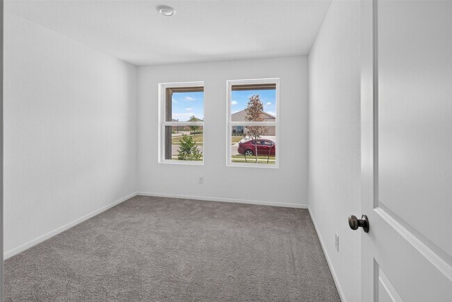 Building Photo - 3008 Calhoun Fls Dr