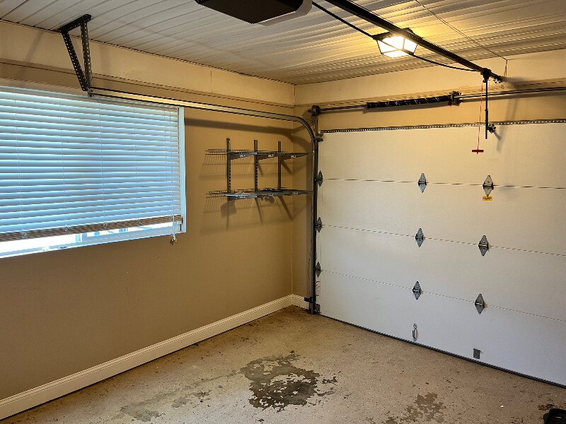 Building Photo - 502 N Gilmer Park