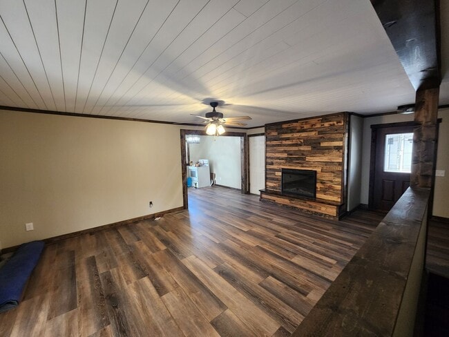 Building Photo - House for Rent in Forsyth near Branson MO-...