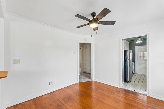 Building Photo - 2512 NW 32nd St