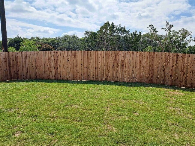 Building Photo - 11334 Long Rider