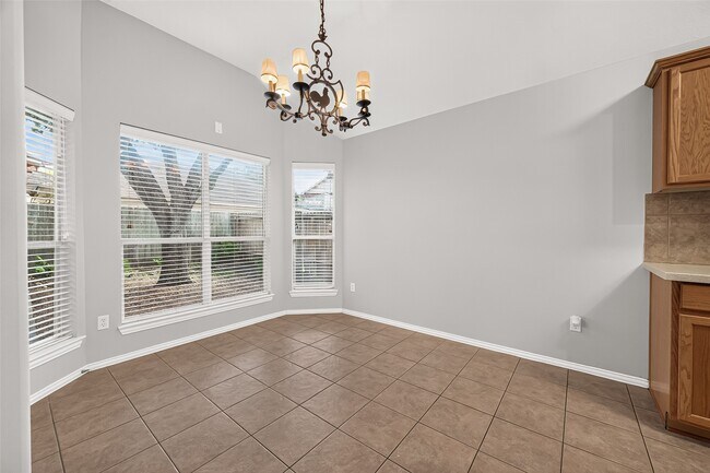 Building Photo - 11915 Lois Ln Dr