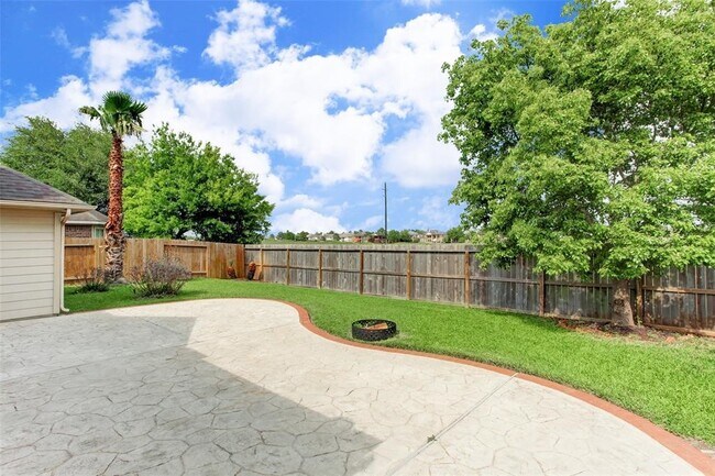 Building Photo - 10606 Badger Canyon Dr