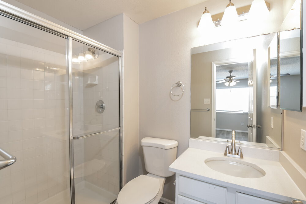 Building Photo - 13587 Bellaire St