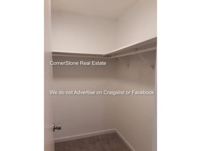 Building Photo - 6701 Pin Oak Ln