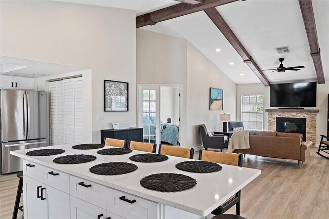 Primary Photo - FURNISHED AVAILABLE JANUARY 2026. Beach Re...