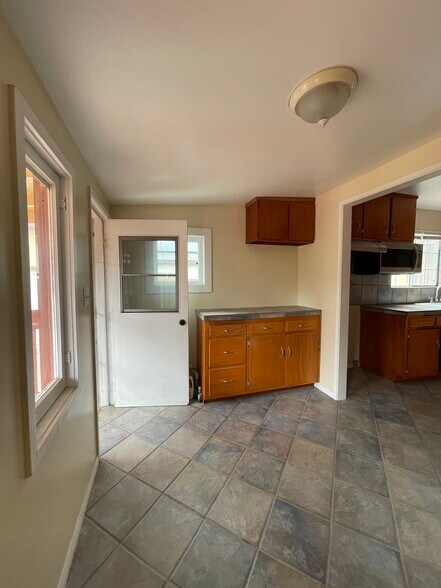 Building Photo - 3538 W 118th Pl