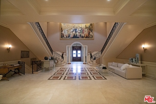 Building Photo - 817 Whittier Dr