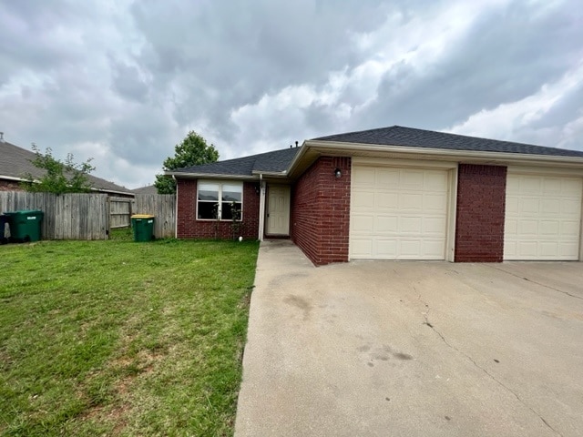 Primary Photo - 309 E Asher Ct