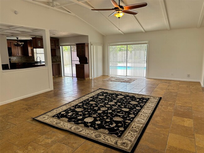 Building Photo - 364 NW 107th Terrace