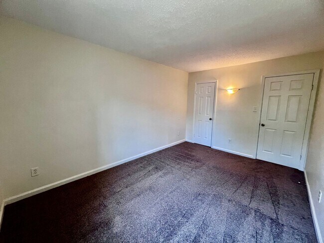 Building Photo - Ocean Lakes Living with Pools, Pickleball & a First-Floor Bedroom