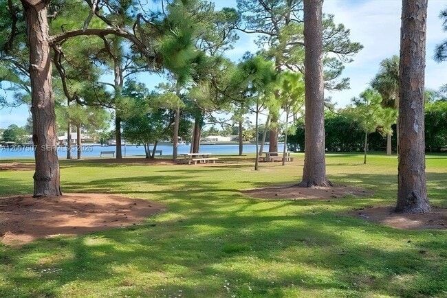 Building Photo - 6941 Boston Dr