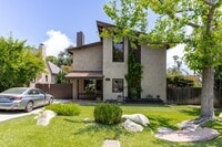 Building Photo - A Hidden Gem in Pasadena’s East End