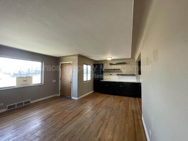 Building Photo - 2955 N Quebec St