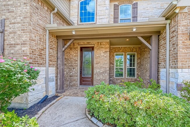 Building Photo - 31815 Dunham Lake Dr