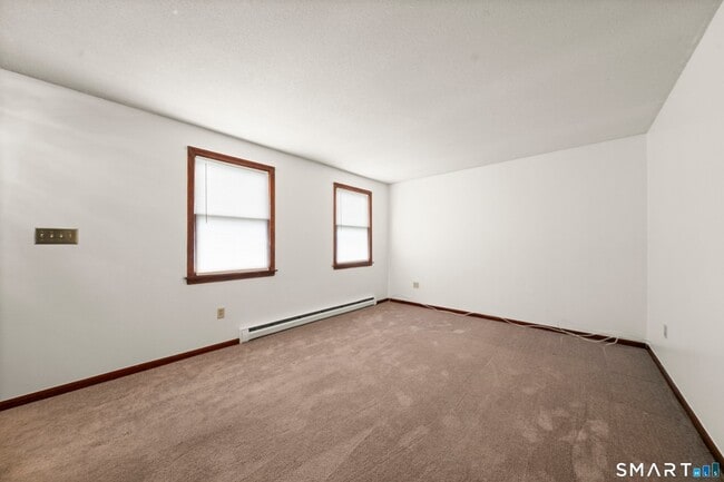 Building Photo - 209 Pne Ln Ext