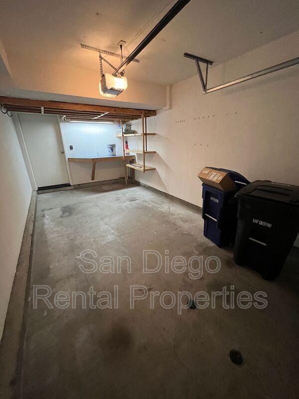 Building Photo - 11968 Tivoli Park Row