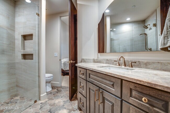 Building Photo - 9671 E Monument Dr