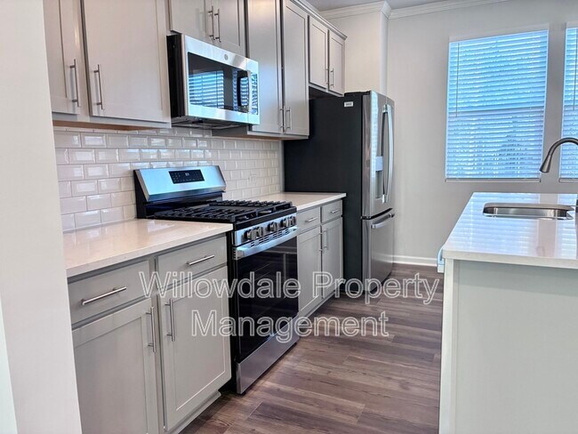 Building Photo - 514 Light Oak Wy