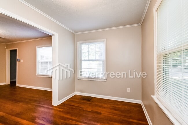 Building Photo - 3651 Wilshire Rd