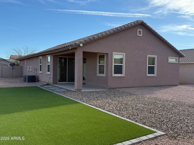 Building Photo - 2372 E Dust Devil Dr