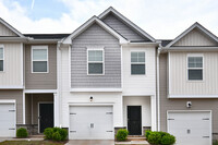 Building Photo - 7 Crestwind Dr